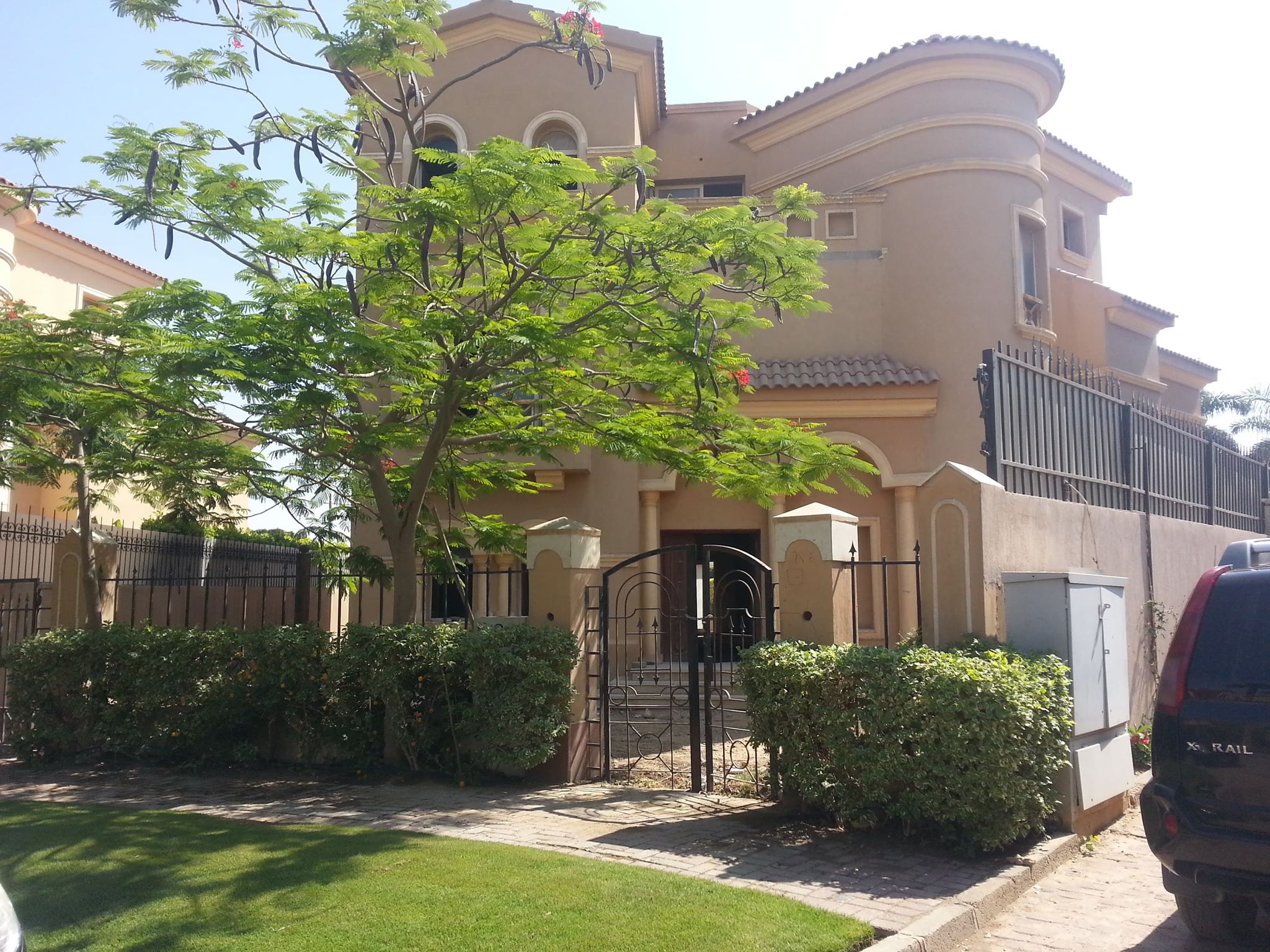 standalone semi finished in katameya Hills