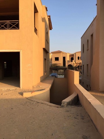 Villa at Suncity Compound