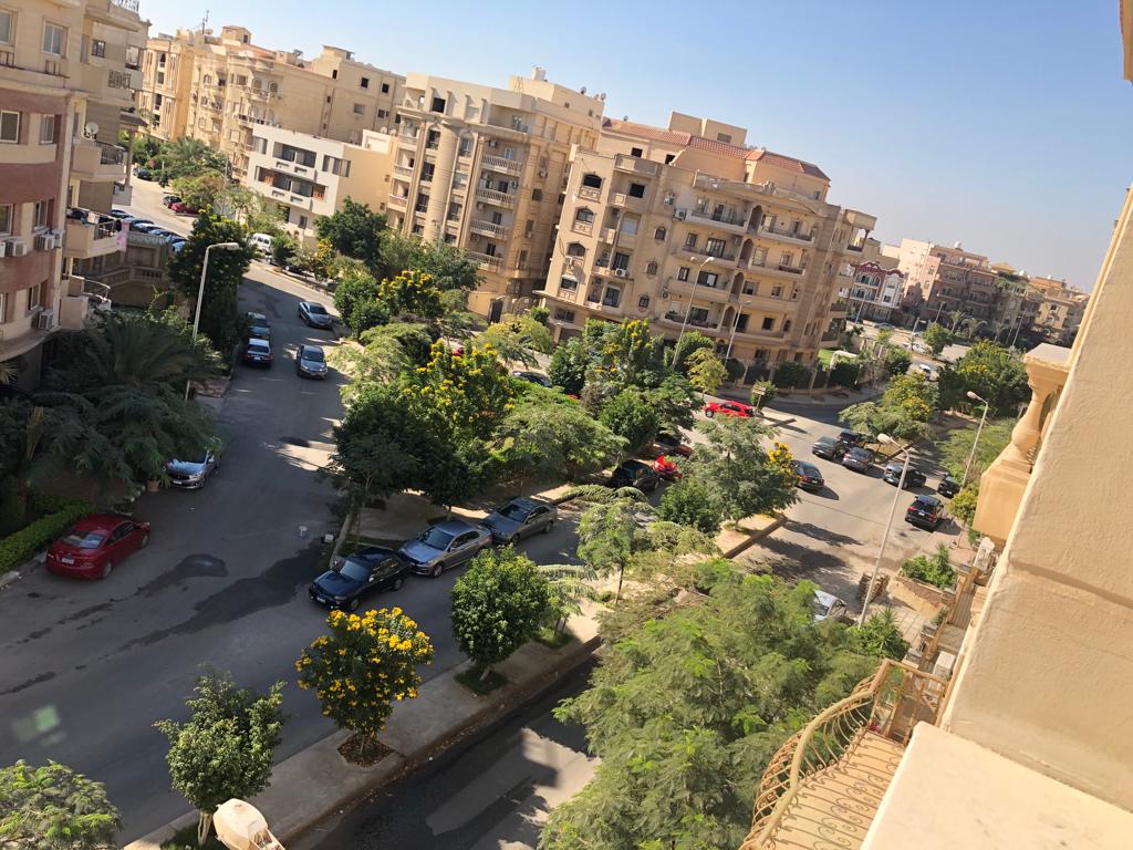 Fully Finished Apartment el 7ay el khames
