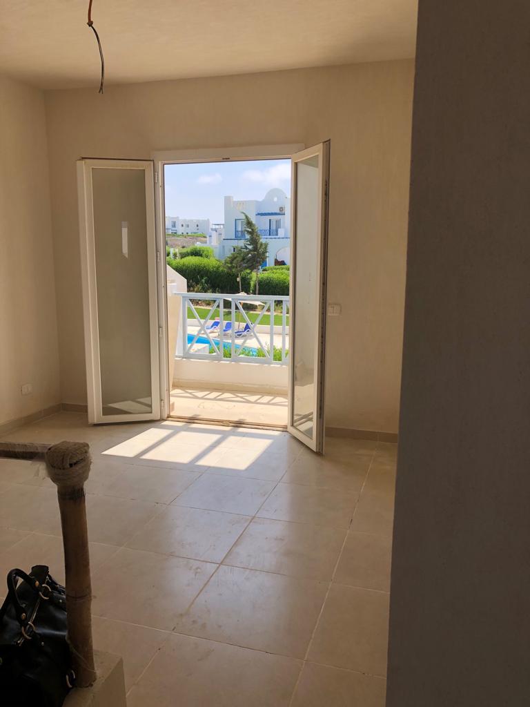 Town House in Mountain view ras el hekma
