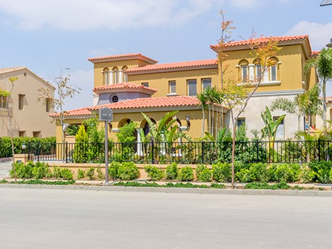 Standalone villa for rent at Mivida 