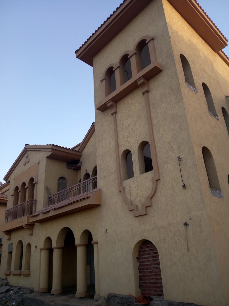 villa for sale in AL rehab hills compounds in New Cairo