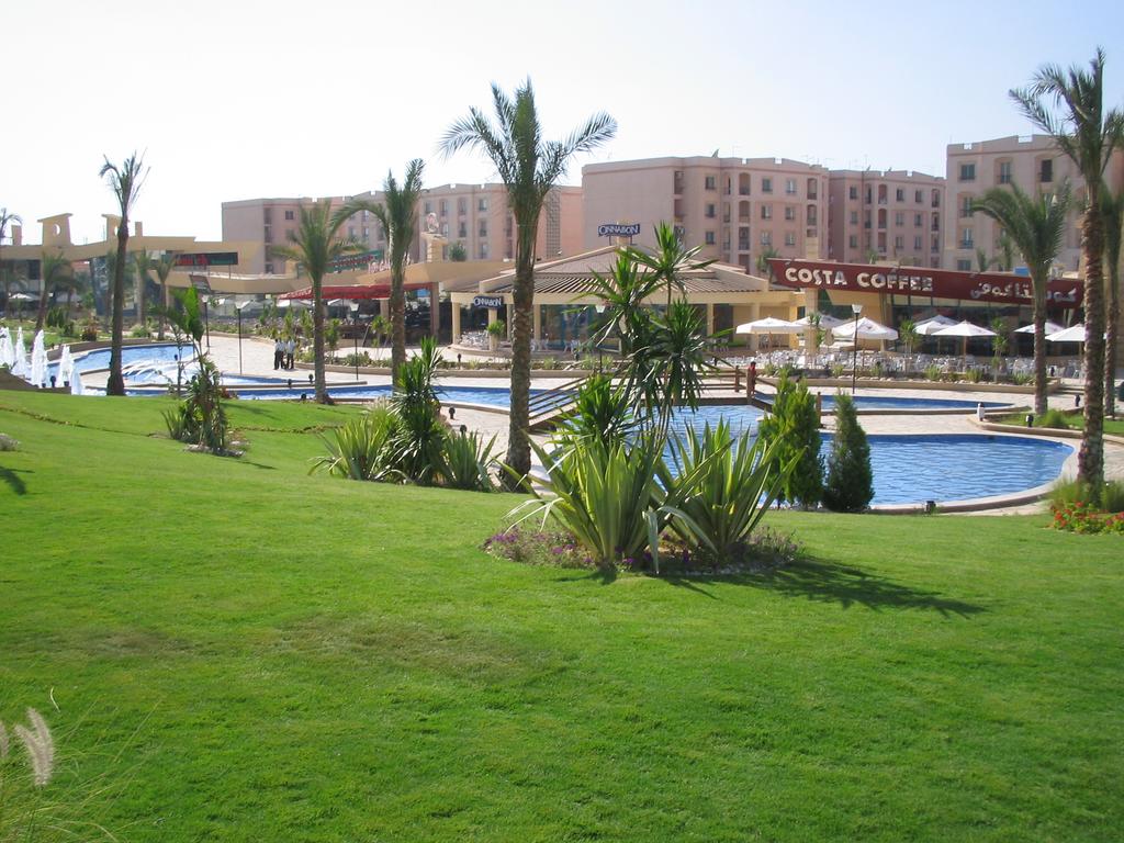  Apartment in El Rehab City 