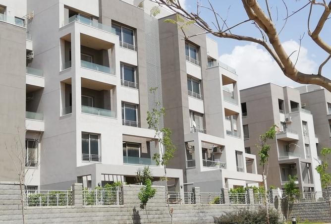 Penthouse semi-finished in Village Gardens Katamya