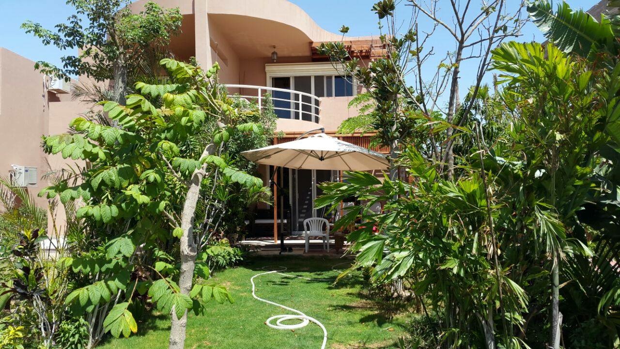 Chalet Ain Sokhna 1st row sea Romance compound by our real estate agent