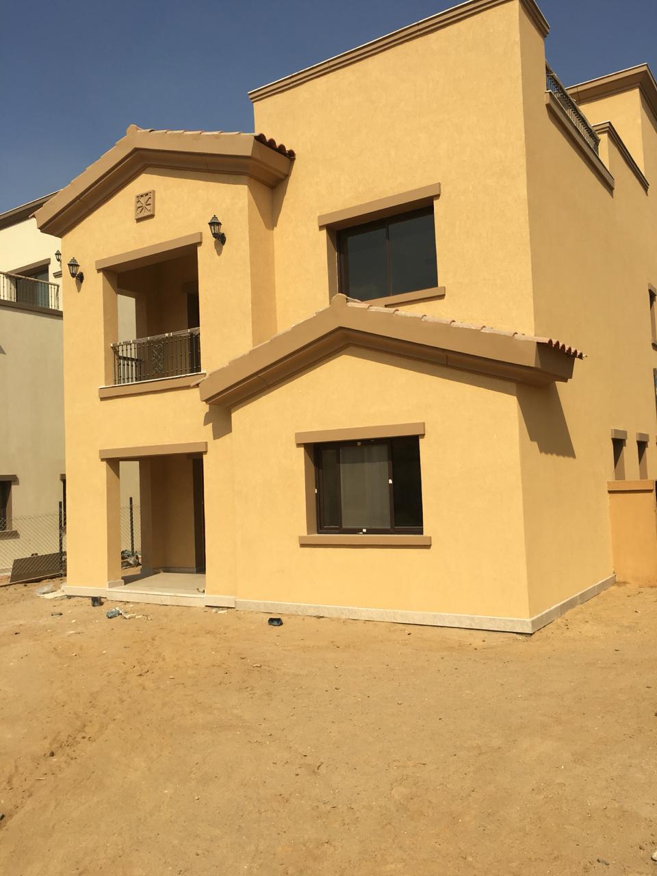 standalone villa Fullyfinished in Mivida Parcel 8