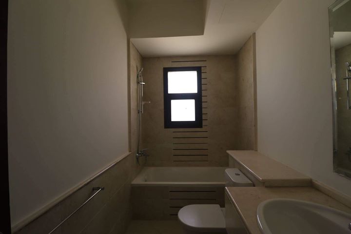 Apartment 186m in Mivida parcel 10