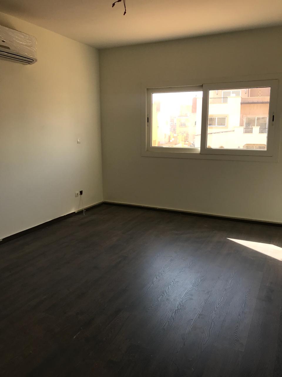 Twin House for rent at Mivida semi furnished