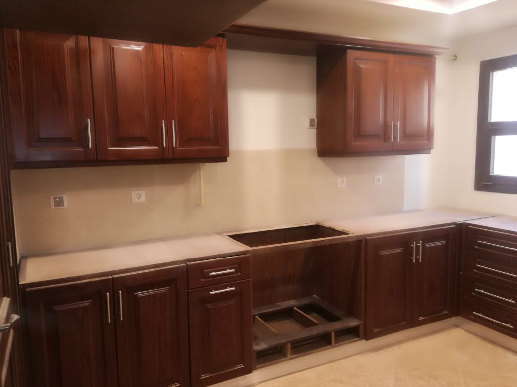Standalone villa 500m for rent in mivida