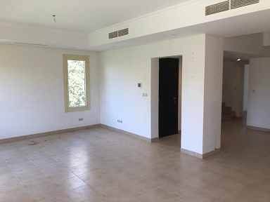 Standalone villa in mivida 