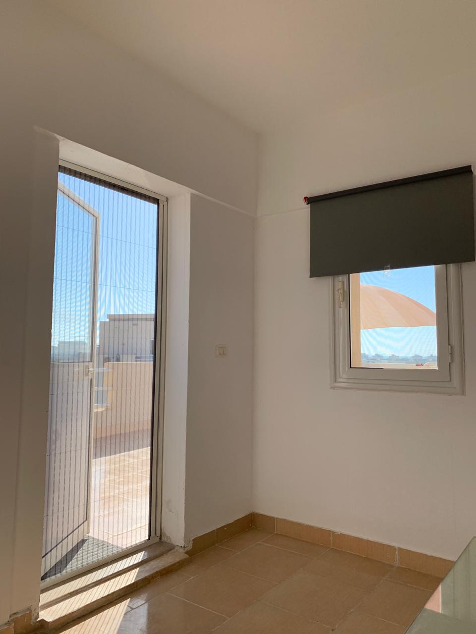 roof in amwaj 130m for sell