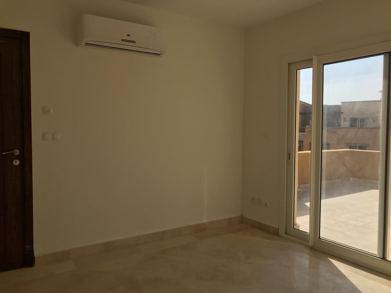 Twin House for rent at Mivida semi furnished