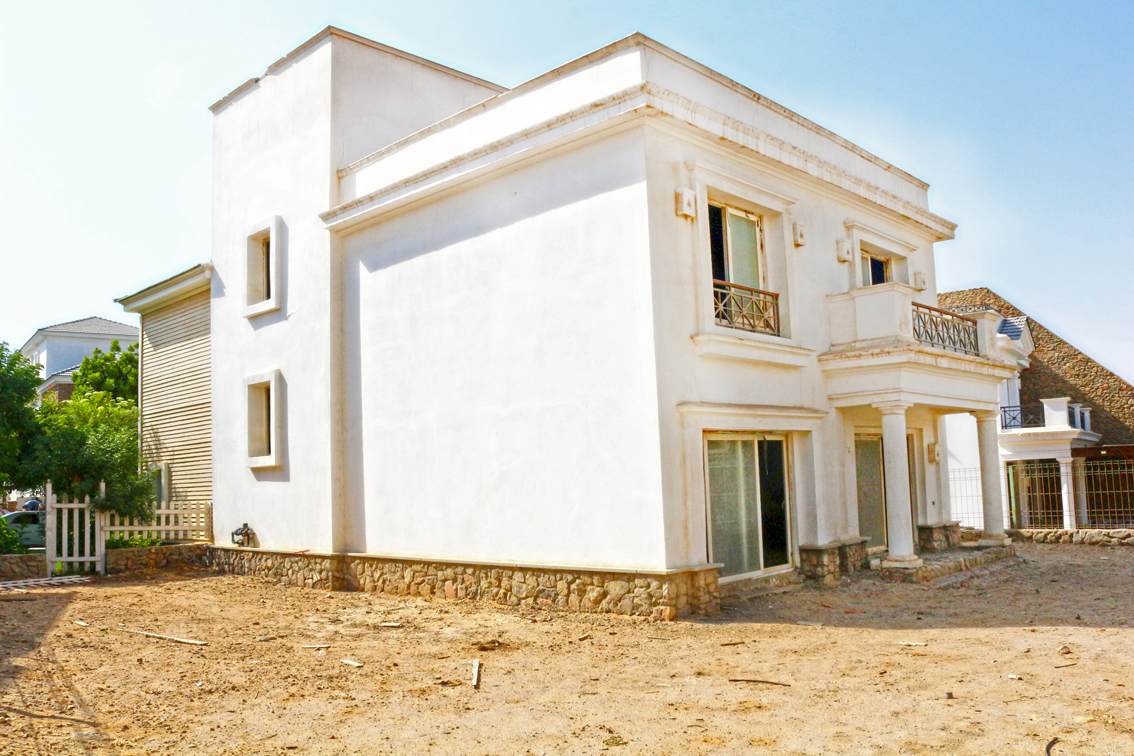 Villa In Mountain View New Cairo
