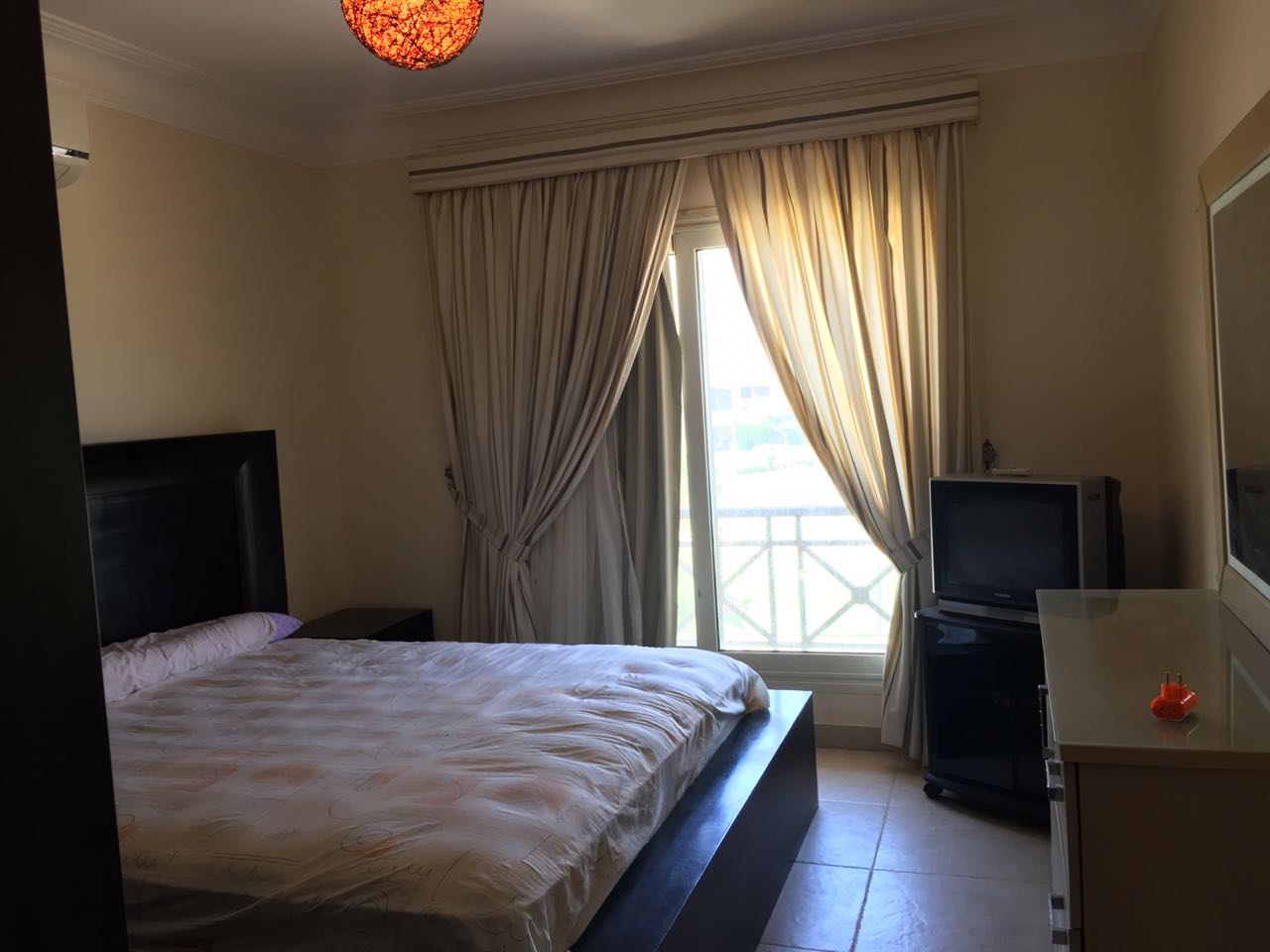 Chalet fully furnished prime location la vista 3