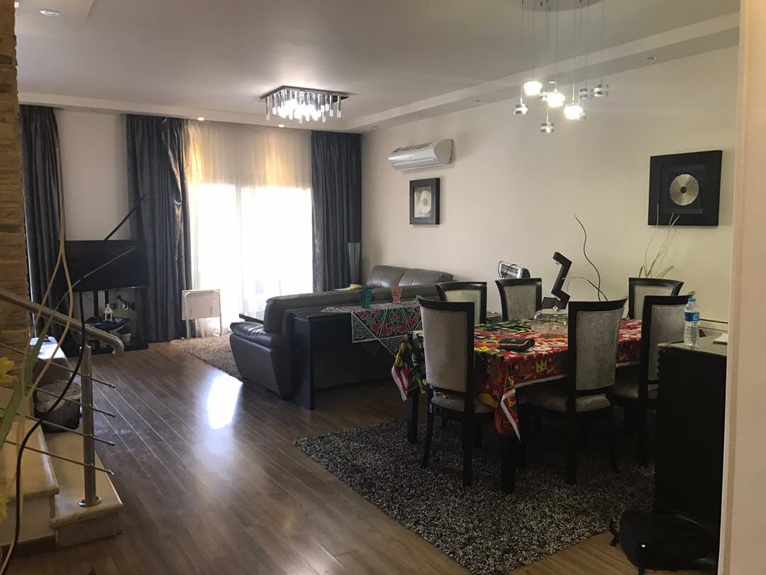Town House Middle Fully finished in Dyar park