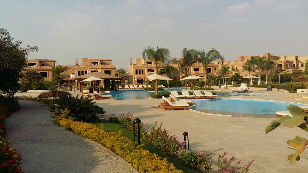Quatro townhouse in lanova vista