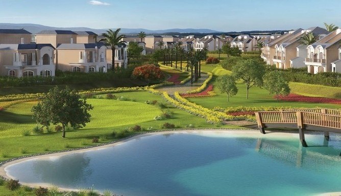 townhouse middle in Layan compound