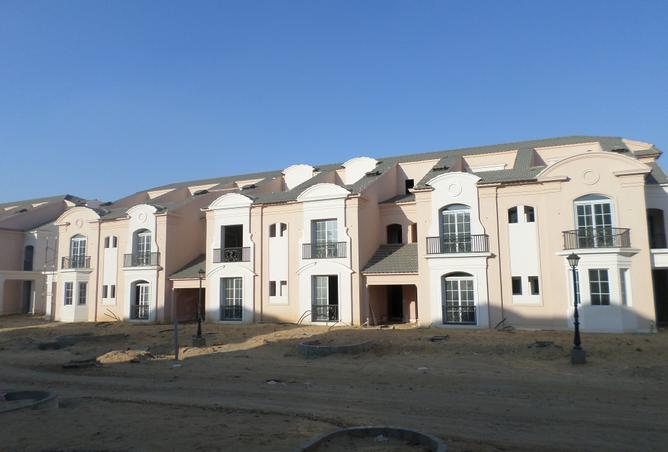 townhouse middle in Layan 