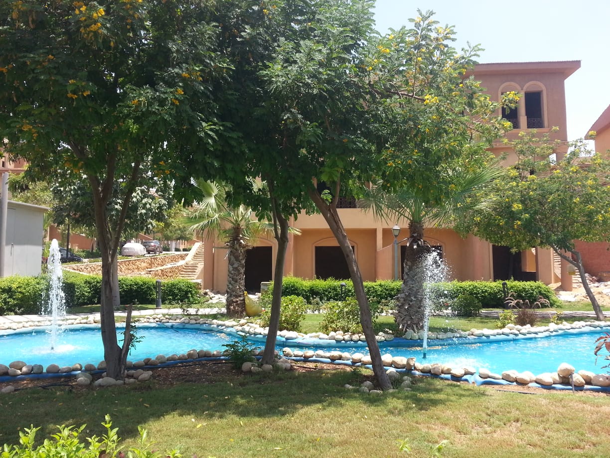 Twinhouse in moon valley 2