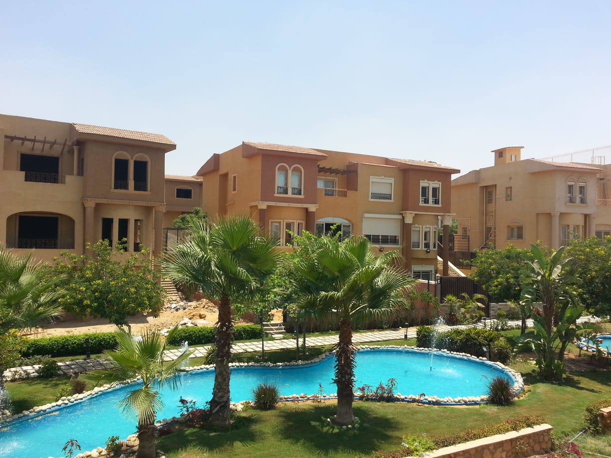 Twinhouse in moon valley 2