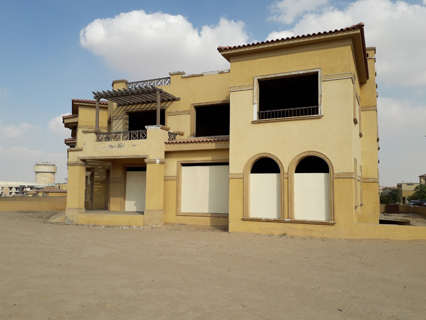 Villa in La Terra 825sqm Semi Finished