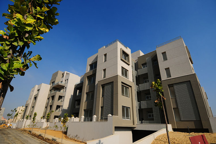 APARTMENT IN VILLAGE GATE