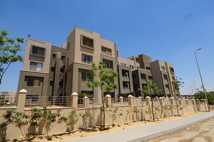 APARTMENT IN VILLAGE GATE