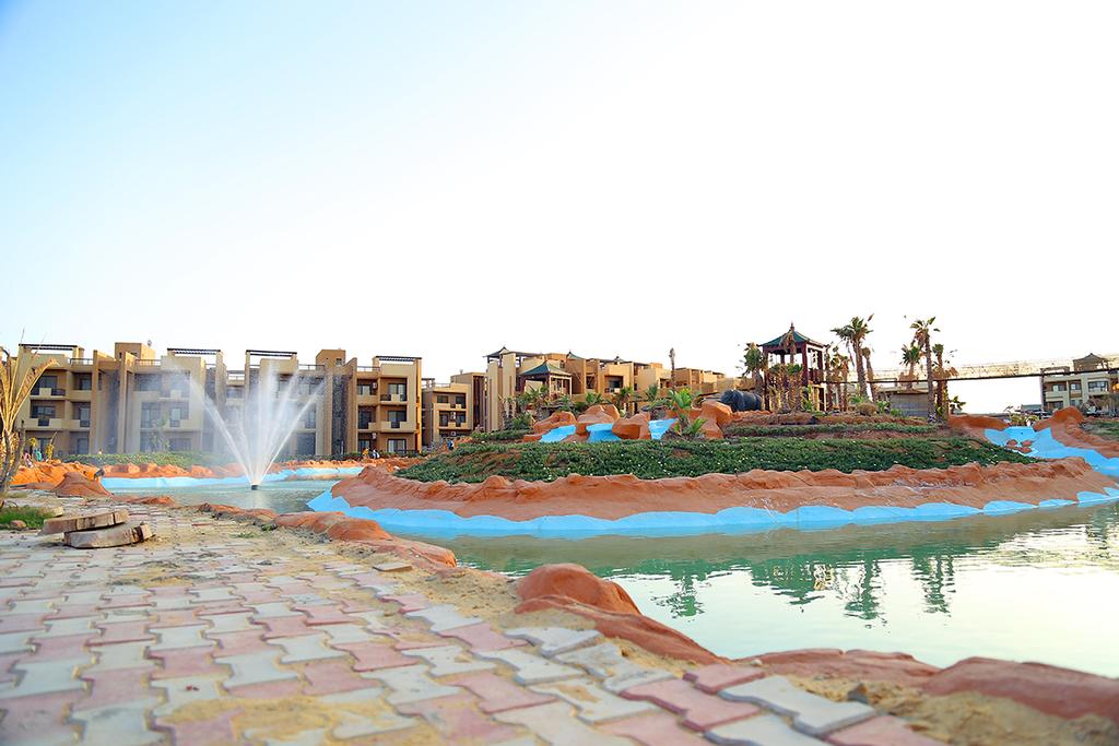 100m Chalet upper with roof in Blubay directly on swimming pool