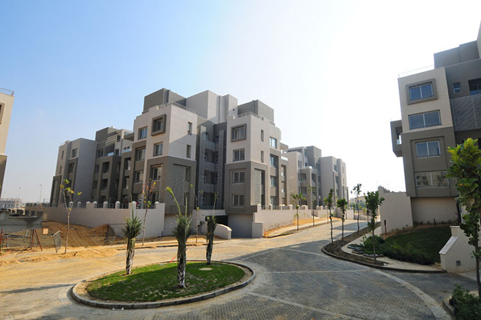 APARTMENT IN VILLAGE GATE