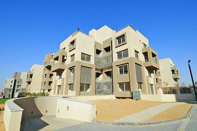 APARTMENT IN VILLAGE GATE
