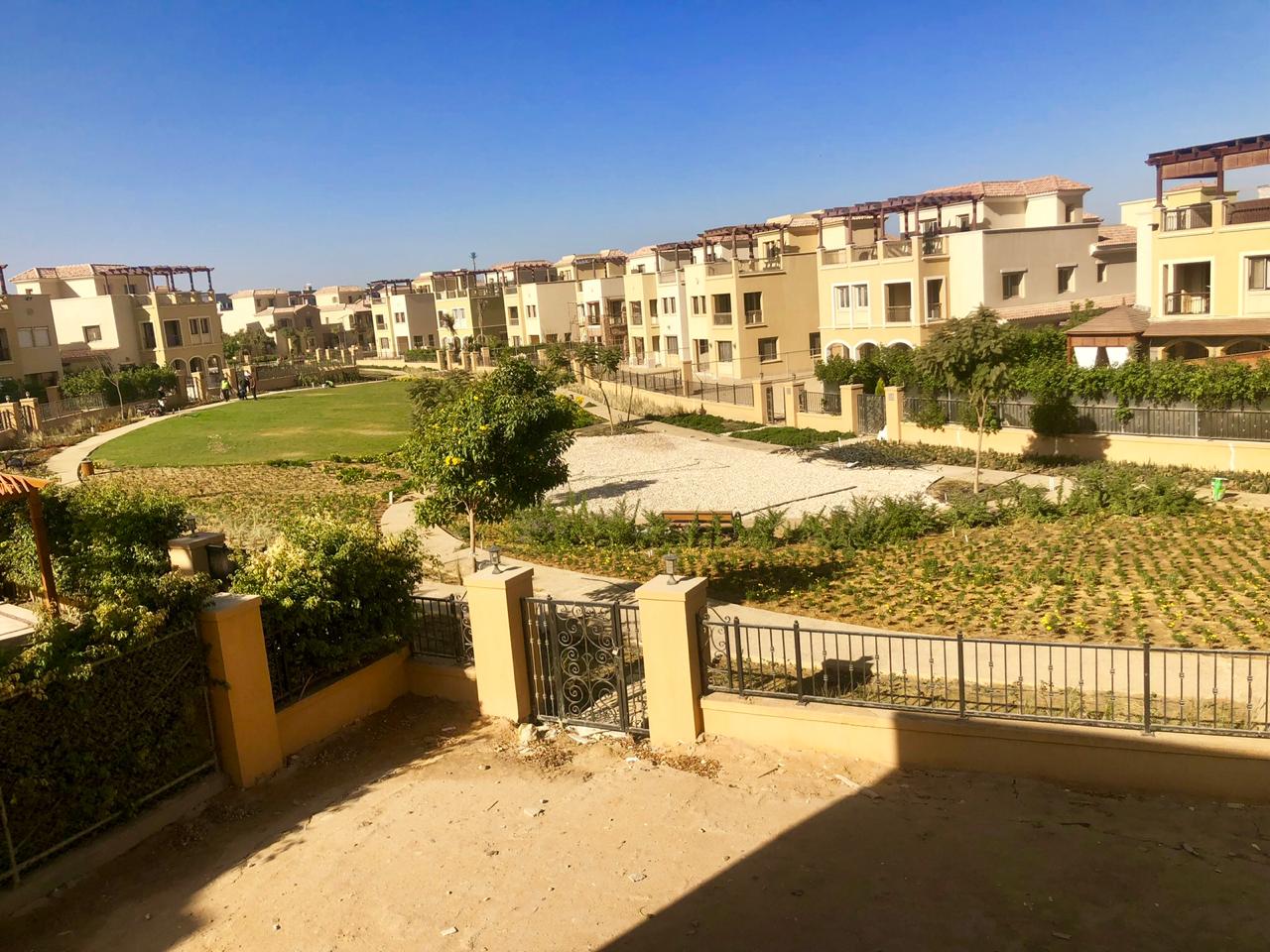 Mivida Villa P6 Fully Finished Rent or Sale