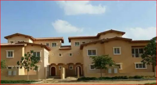 Townhomes for sale Middle at Hyde Park Compound Fully Finished