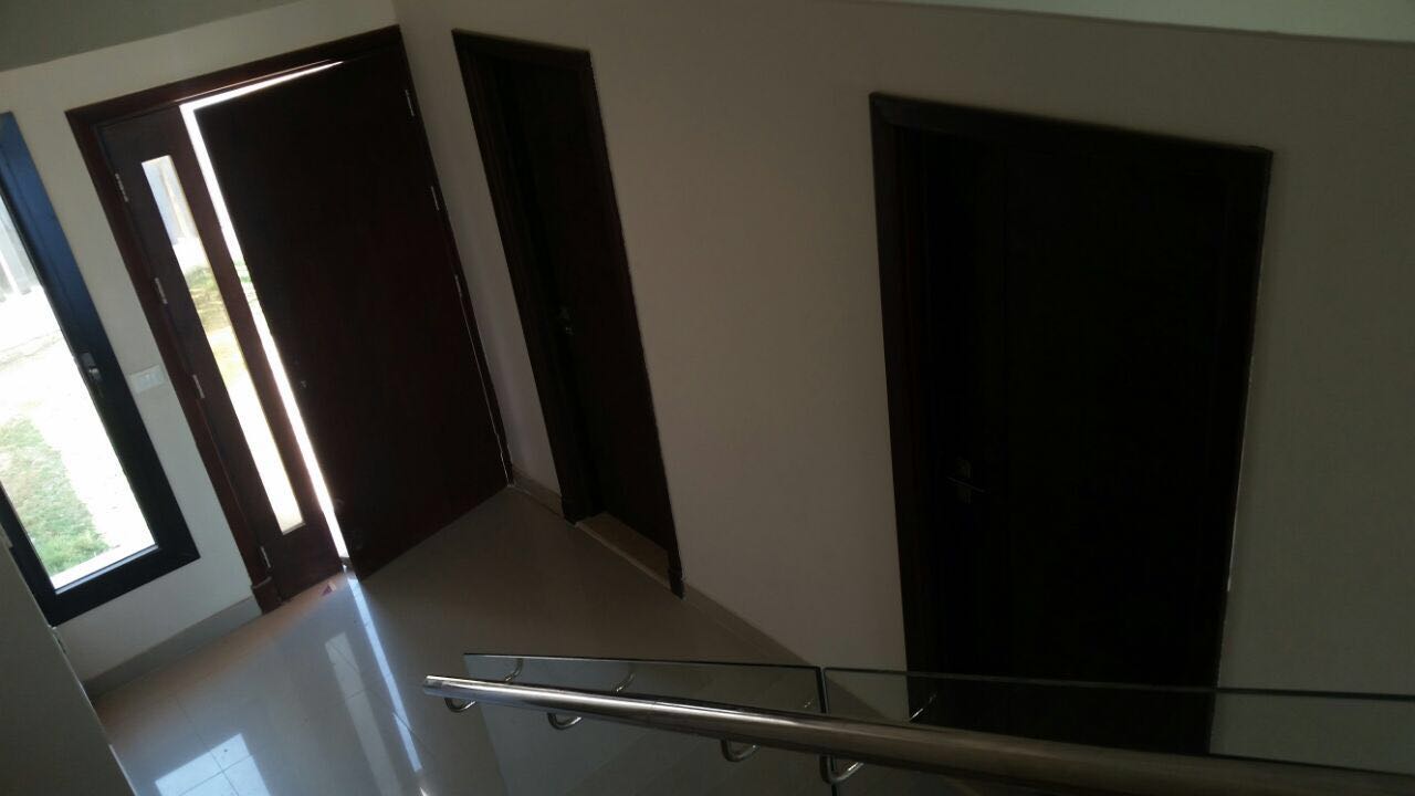 Mazzonet Townhouse middle in Hyde Park Fully Finished